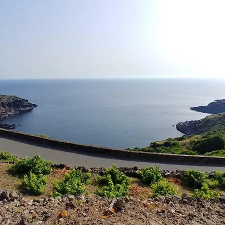 Tramontanabeach Holiday home *